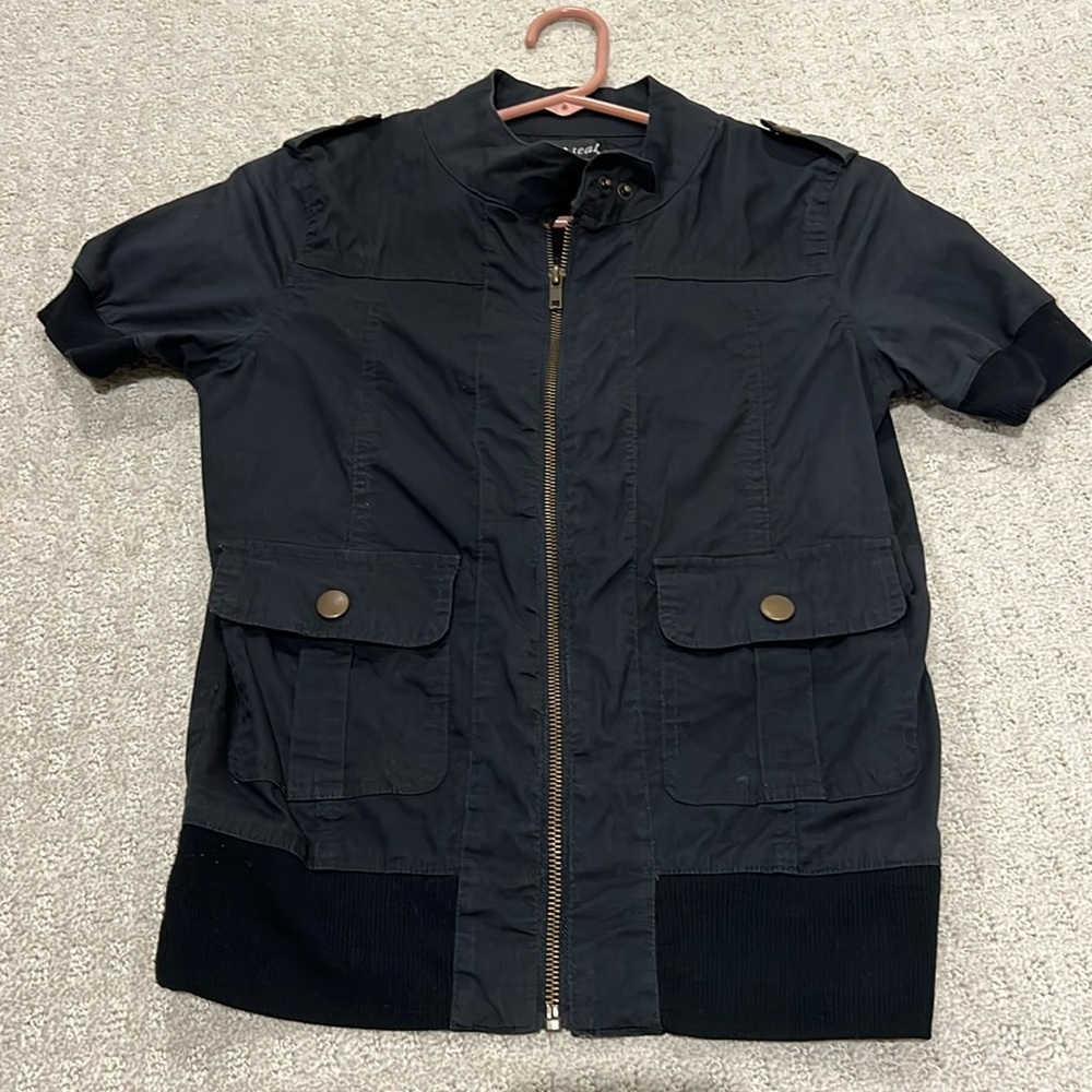 Women's Black Short-Sleeve Utility Jacket - Unbranded